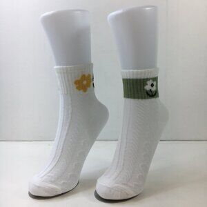 Womens Floral Cottagecore Cable Knit Anklet Socks 2 Pack White Green Yellow